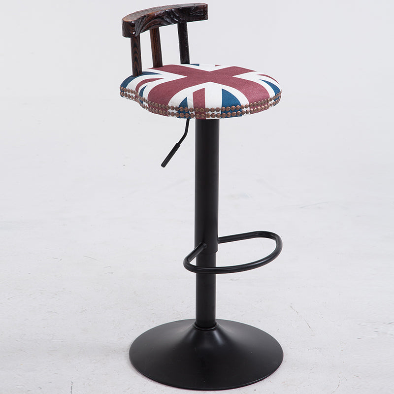 J14 Retro Wooden-Leg Bar Stool: Rivet-Decorated Backrest, Hemp Footrest for Vintage/American-Style Spaces