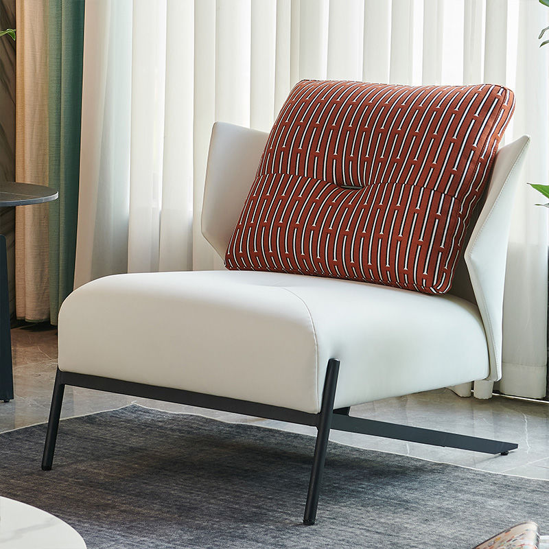 Contemporary Leather Armchair Sleek Metal Base Button-Accented Back & Multi-Hue Options for Modern Lounges